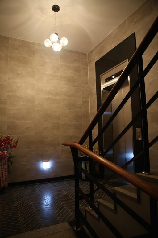 Welcome House Suwon Exterior foto