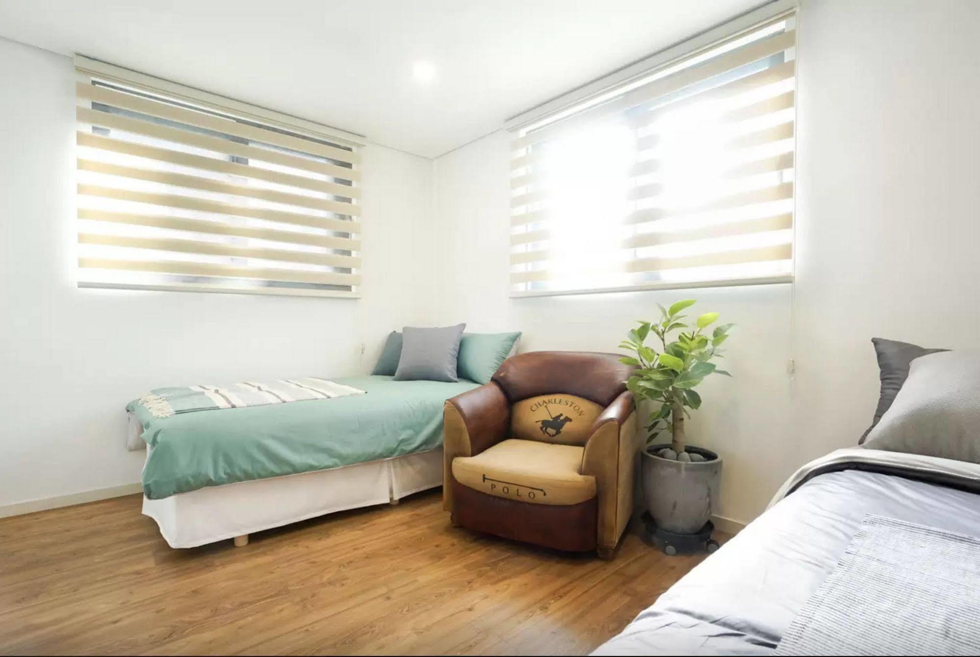 Welcome House Suwon Exterior foto
